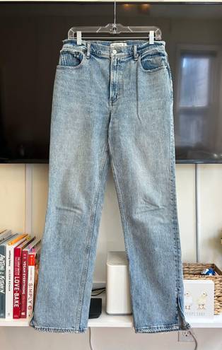 Abercrombie & Fitch 90s Ultra High Rise Straight Jeans From