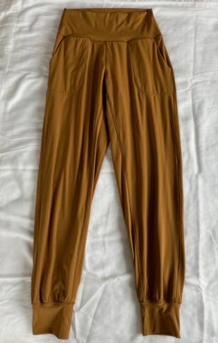 Colorfulkoala Buttery Soft High Waisted Joggers - Golden Brown