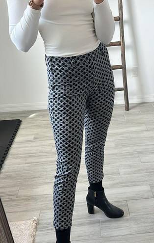 Reserved  Checker Style White and Black Office Pants Cropped Capris / Size 6