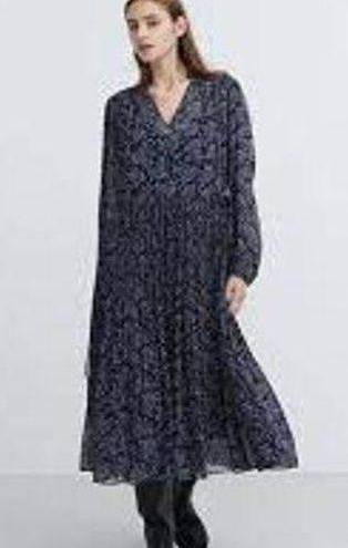 Uniqlo Uniqulo Printed Chiffon Pleated Long Sleeve Dress Womens Size Large Blue NWT NEW