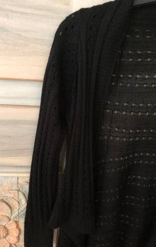 Ossira Black Sweater