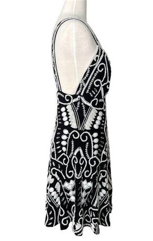 Alexis  Jerza Black and White Stone Embellished Embroidered Beaded Mini Dress