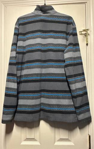 The North Face Striped Sweater is a Men’s size XL.