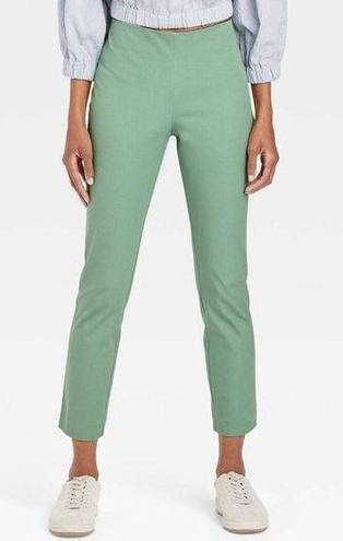 A New Day | Green Skinny Leg Pants Elastic Waist Size Medium