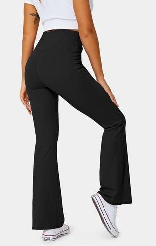 Halara Cross Over Flare Leggings 