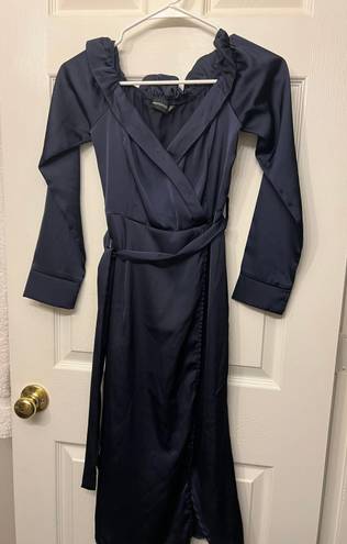 Pretty Little Thing s Satin Blue Off Shoulder Dress