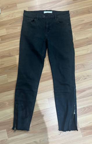 Hidden Jeans With Bottom Zipper And Double Button