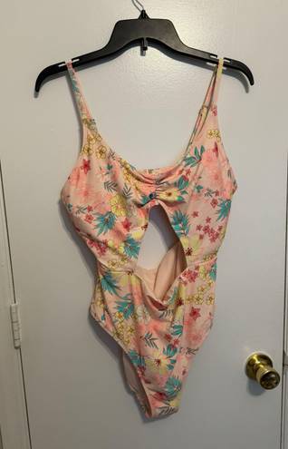 Celebrity Pink Ruched V-Neck One Piece Swimsuit Size XL