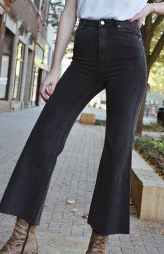 Rolla's  High Rise Eastcoast Crop Flare Washed Black Jeans Size 28