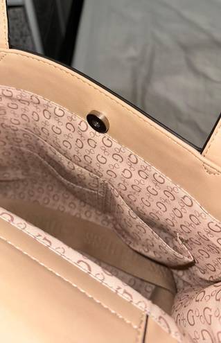 GUESS Purse Beige