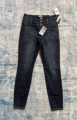 Rewind NWT!  Dark Wash 3 Button Ultra High Rise Jeans Size 3 / 26W