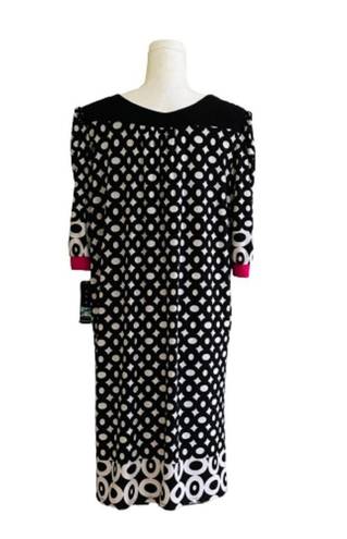 Tiana B  Dress Short Sleeve Knee Length Shift Black White Pink Trim Dress Size 18