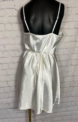 Linea Donatella  White Beaded Nightgown Lingerie Satin Babydoll Medium