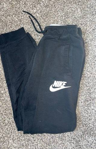 Nike joggers