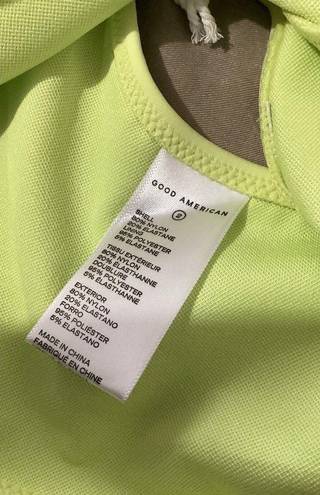 Good American  Scuba Hot Shoulder Bikini Top Sz 2 Medium Swim Key Lime Green NWT