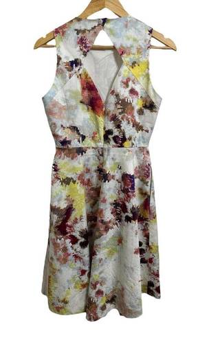 Hunter Bell  New York Kukka Tea A-line Dress Floral Keyhole Back Size 4