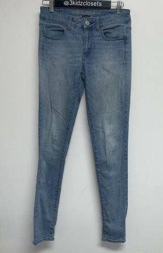 American Eagle  Super Stretch Jegging Womens Size 4 Long Jeans Light Wash