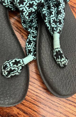 Sanuk Sandals