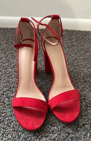 Heels Red Size 7.5