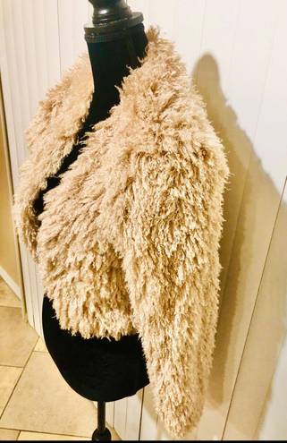 French Kiss Womens L Faux Furry jacket  Tan Long Sleeve