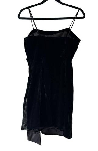 Cinq à Sept  Kiki Velvet Mini Dress Size 4 NWT