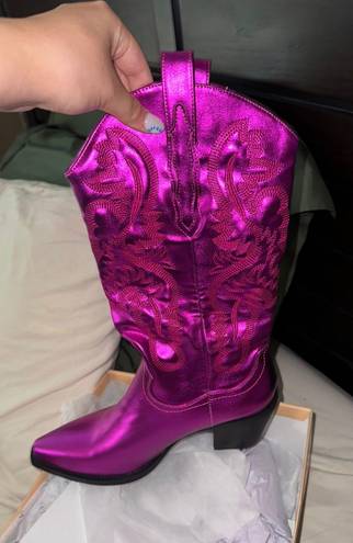 pink cowgirl boots Size 8