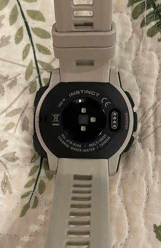 Garmin Instinct Rugged GPS Smartwatch Gray