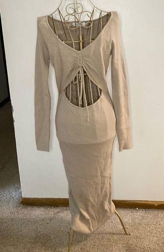 All in Favor NWT  gathered front cutout long sleeve ribbed midi dress M