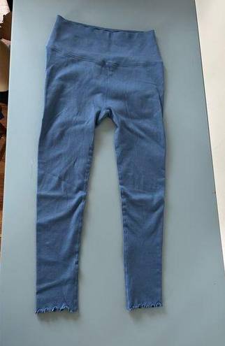 Spiritual Gangster  womens blue leggings size M/L ankle textured