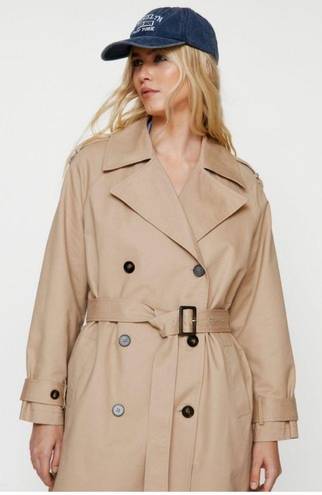 Banana Republic  | Classic Twill Trench Coat in light tan | womens small