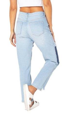 Celebrity Pink  Women's Slim Straight Jeans