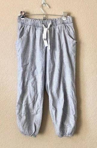 Nordstrom Treasure + Good striped cropped jogger pants