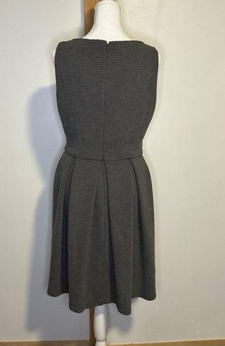 Isaac Mizrahi  gray ribbed a-line dress size 8