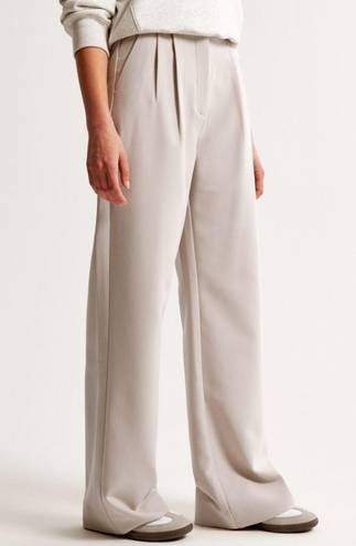 Abercrombie & Fitch A&F Sloane Tailored Pant