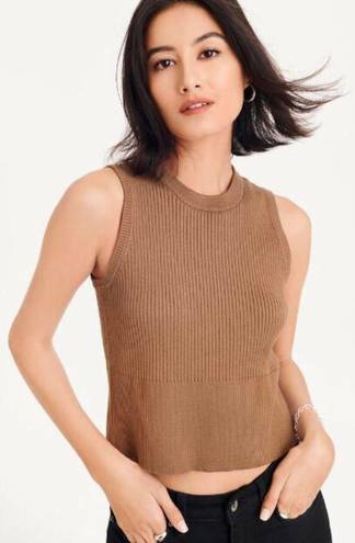 DKNY Cropped Sweater Vest