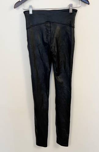 Spanx Faux Leather Black Leggings Size Small MSRP 98$ S/N 2437 High Rise