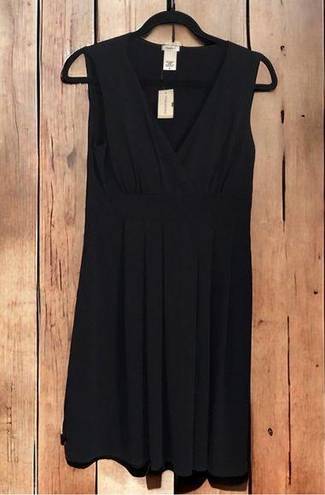 Studio Y Simple Shine Dress Size M NWT Reg $39. 
95% Polyester 5% Spandex