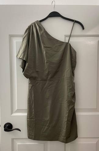 TCEC | NWOT | One Shoulder Asymmetrical Dress | S | Olive | CD01234