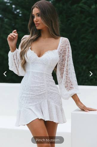 Selfie Leslie Halley Balloon Sleeve Lace Mini Dress