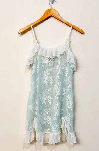 In Bloom  by Jonquil White and Teal Sheer Floral Lace Babydoll Chemise size Large