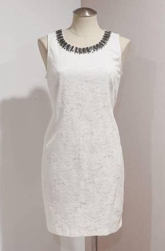 Krass&co Isda and  Women's White Jewel Embellished Neck Sleeveless Sheath Dress Size 8