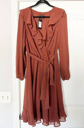 City Chic NWT  Pretty Ruffle Dress Cocoa