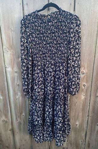 Petal and Pup  Edwina Shirred Frill Long Sleeve Midi Dress - NAVY FLORAL Size 4