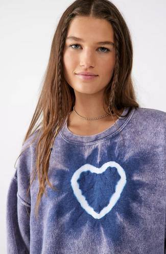 Urban Outfitters blue mini heart crewneck