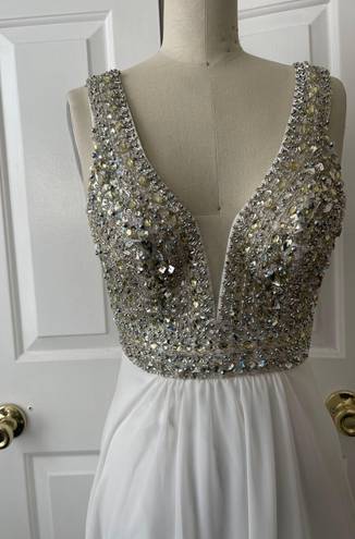 Faviana NWT  GLAMOUR S7500 White Prom Dress/Gown