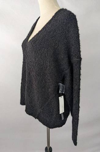 Michael Stars NWT  Stacy Soft V-neck Pullover Sweater Black Large Saratoga Boucle