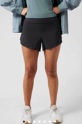 Athleta Run With It 3.5” Short