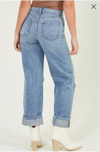 Altar'd State NWT Altar’d State Tina Straight Leg Jeans