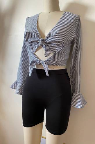 SEEK the Label Double Tie Crop Top