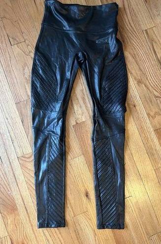 Spanx  $119 Moto Faux Leather Metallic Stretch Pull On Leggings Pants Size Medium